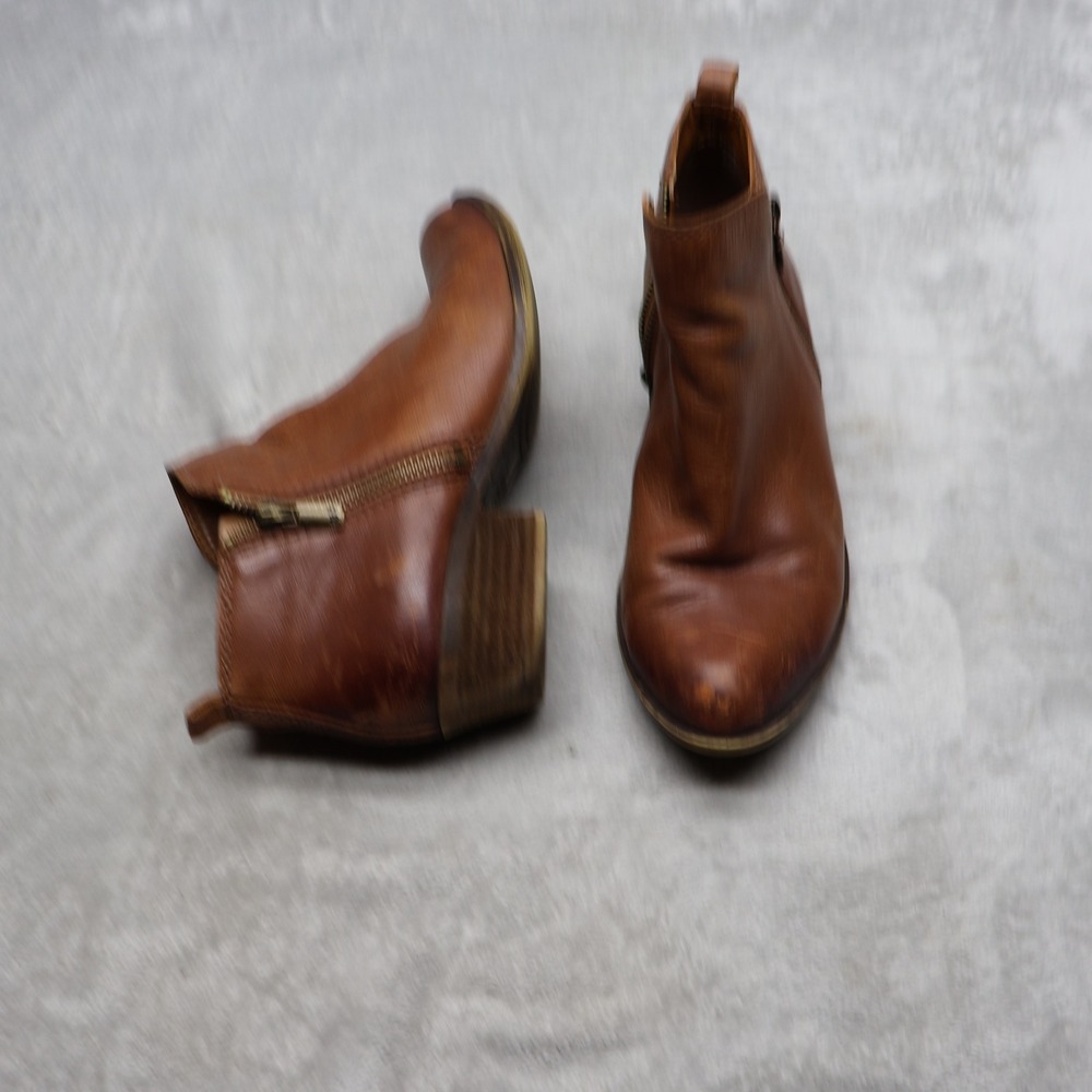 Lucky Brand Women 9M Basel Ankle Boots Brown Leather Side Zip Stacked Heel Boho